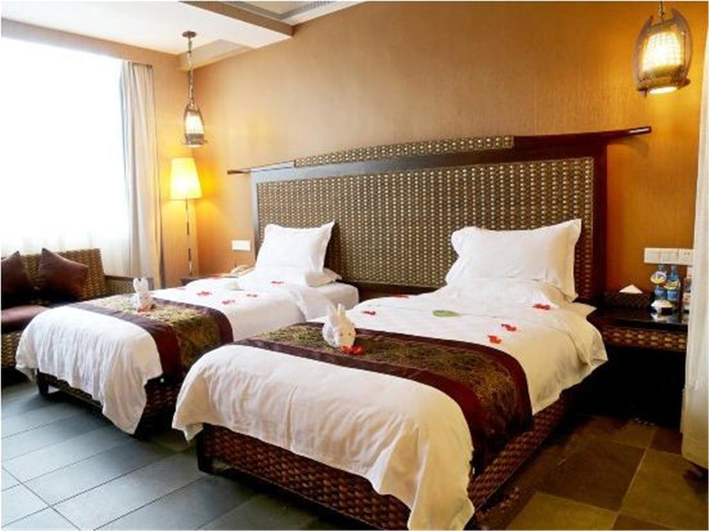 Serengeti Hotel Haikou  Eksteriør billede